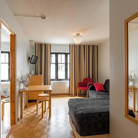 Hotel Jahtihovi