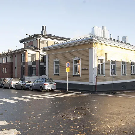 Jahtihovi 3*