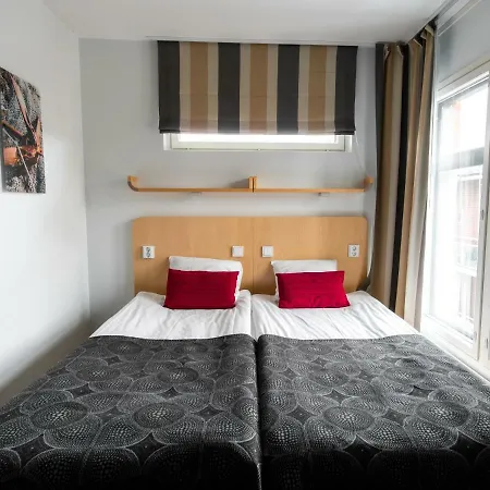 Jahtihovi 库奥皮奥