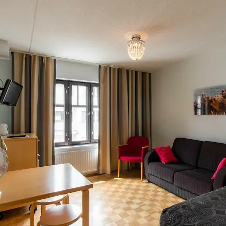 Szálloda Jahtihovi 3*